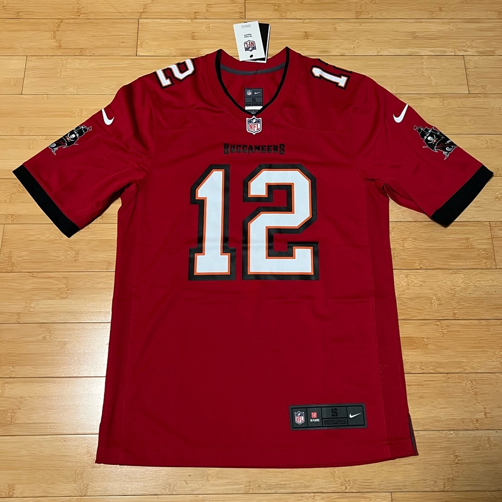 Nike Tom Brady (12) Tampa Bay Buccaneers Football Jersey - NWT